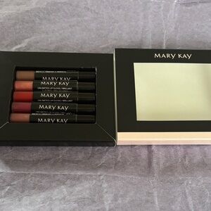 Mary Kay Unlimited Mini Lip Gloss Collection -